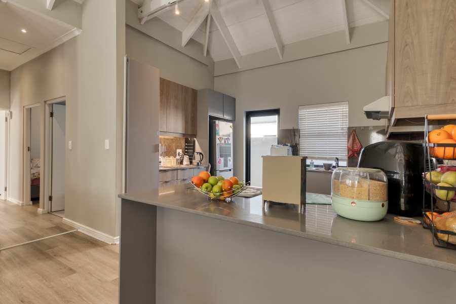 3 Bedroom Property for Sale in Aan de Wijnlanden Western Cape